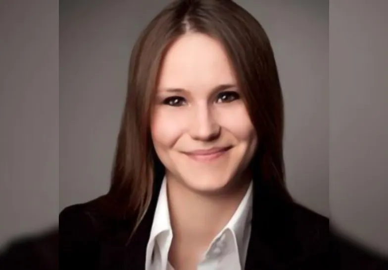 Dr Clarissa Weber