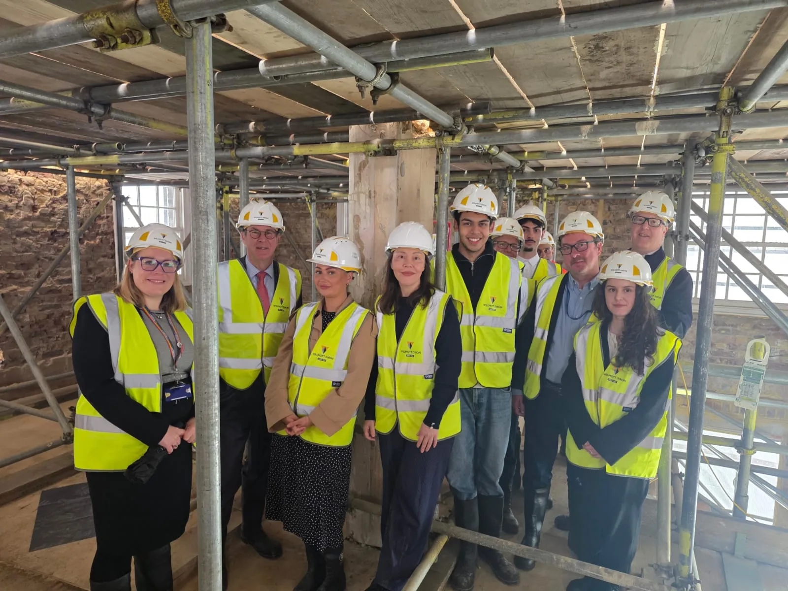 Lord Snowden with QMLAC Staff and Students at a visit to the new QMLAC site
