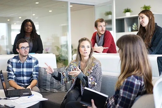 Leadership &lsquo;Out of the Box&rsquo;