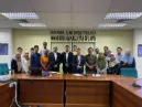 Mohammad Hazrati in the middle of a group shot at the International Islamic University Malaysia