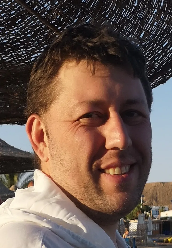 Vitaly  Voloshin