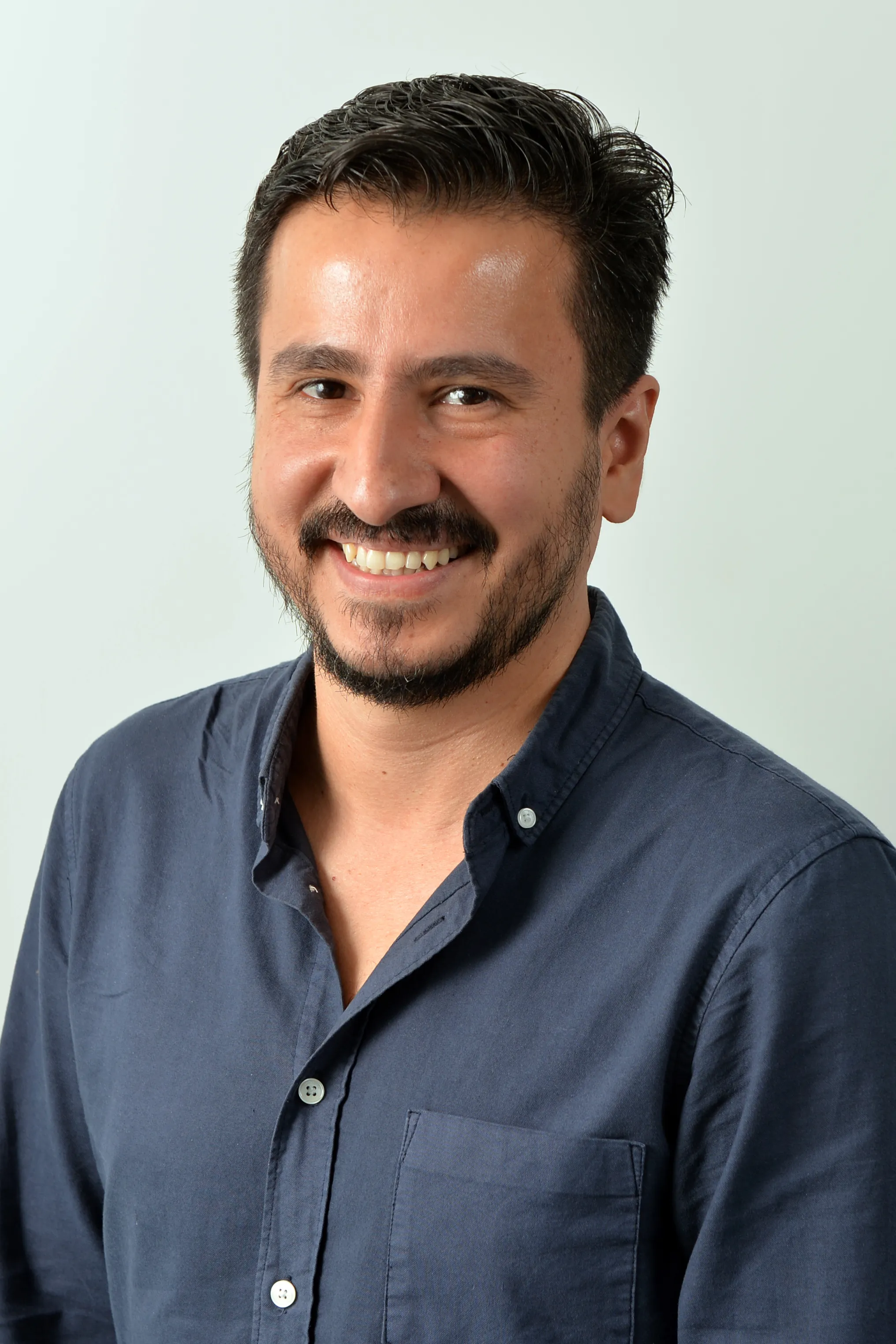 Dr Tanai   Cardona  
