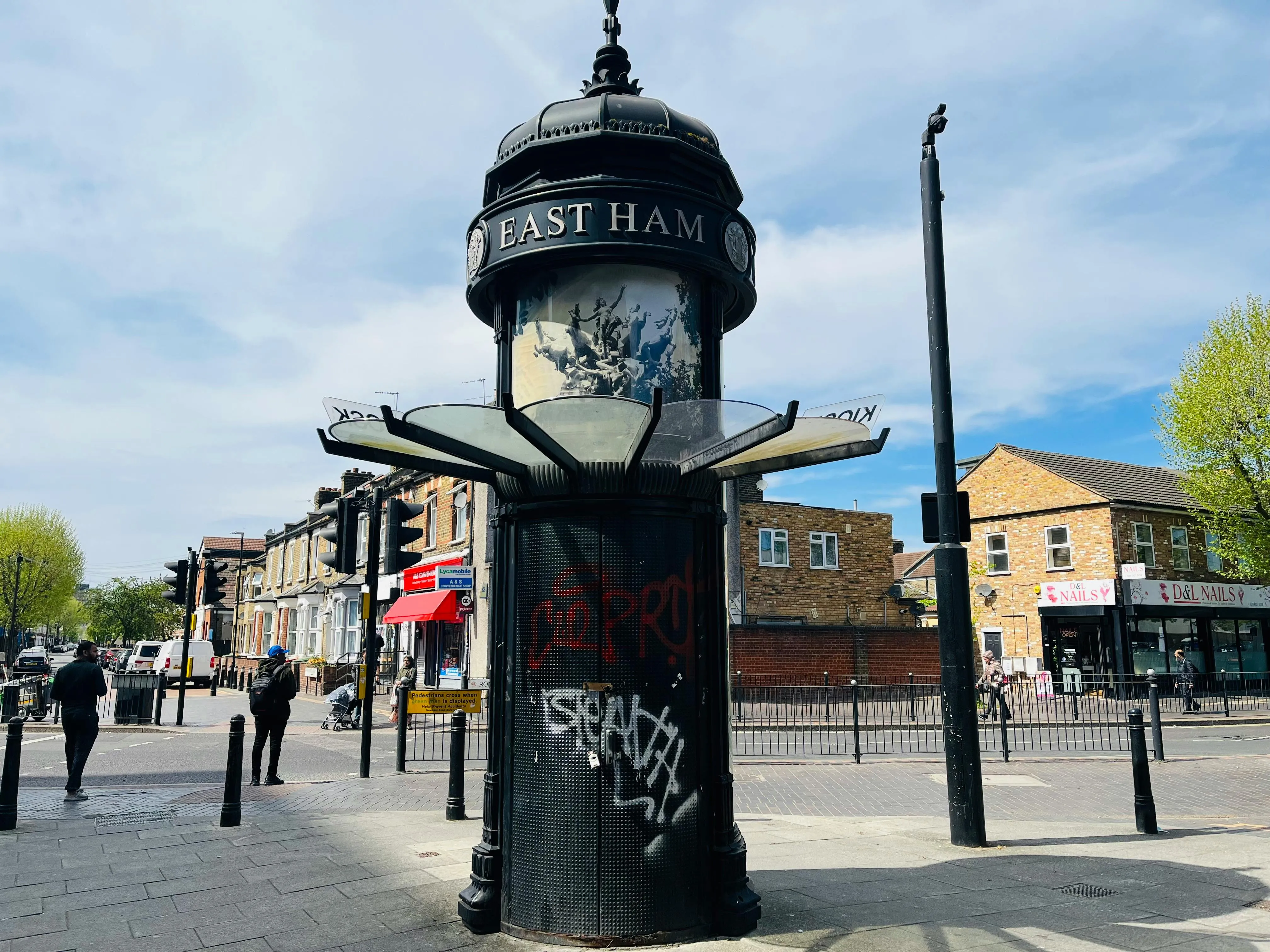Photo of East Ham pavilion with urban graffiti on a sunny day. Taken by Mohammed Karim.