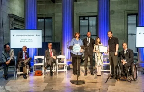 Team of QMUL researchers win award for software designed to help visually impaired audio producers