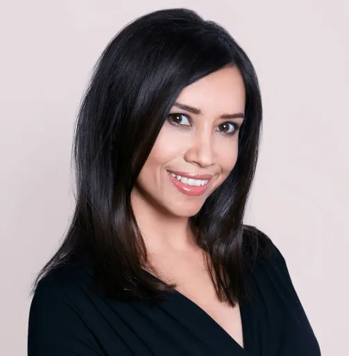 Headshot of alumna Kia Abdullah