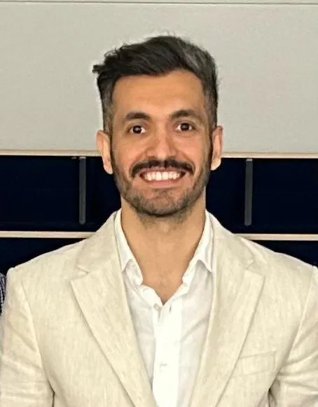 
                Dr Abdullah Alenezi, DClinDent Endodontics (graduated Sept 2023)