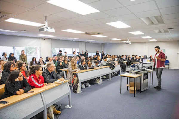 Welcome to Queen Mary