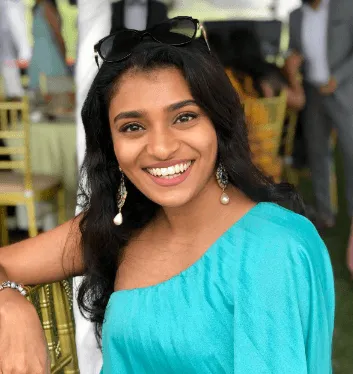 Headshot of alumna Dinara Punchihewa