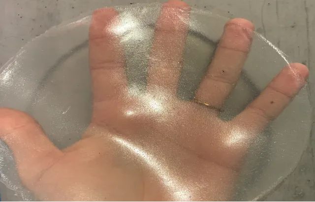 The invention uses a new type of pliable material made from seaweed