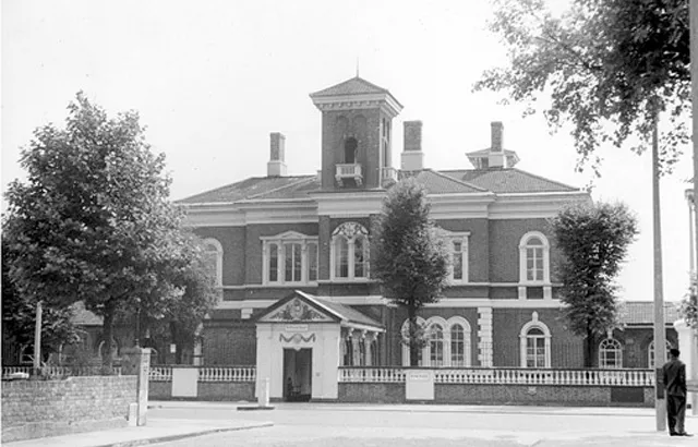 St Clement's Hospital