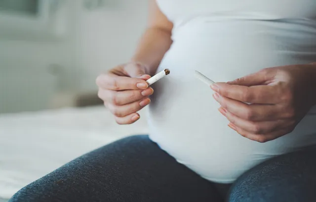 FMD - E-cigarettes help pregnant smokers quit without risks to pregnancy -  Queen Mary University of London