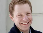Dr Peter Howarth