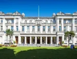 Queen's Building
