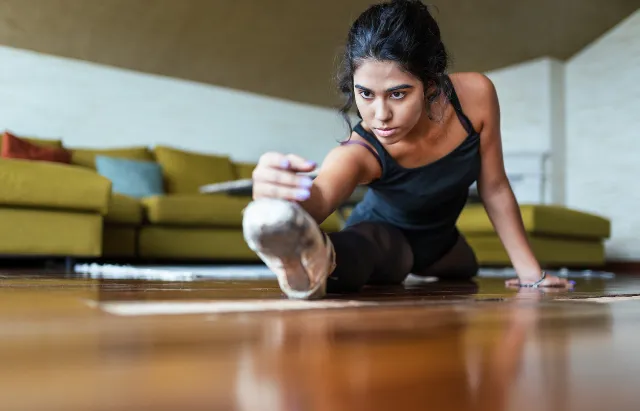 Professional Ballerina practicing at home during the pandemic. Credit: Kemal Yildirim/iStock.com