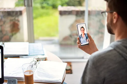Helping doctors communicate better with patients