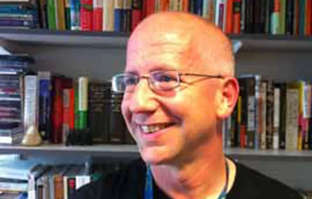 Dr Steve Le Comber