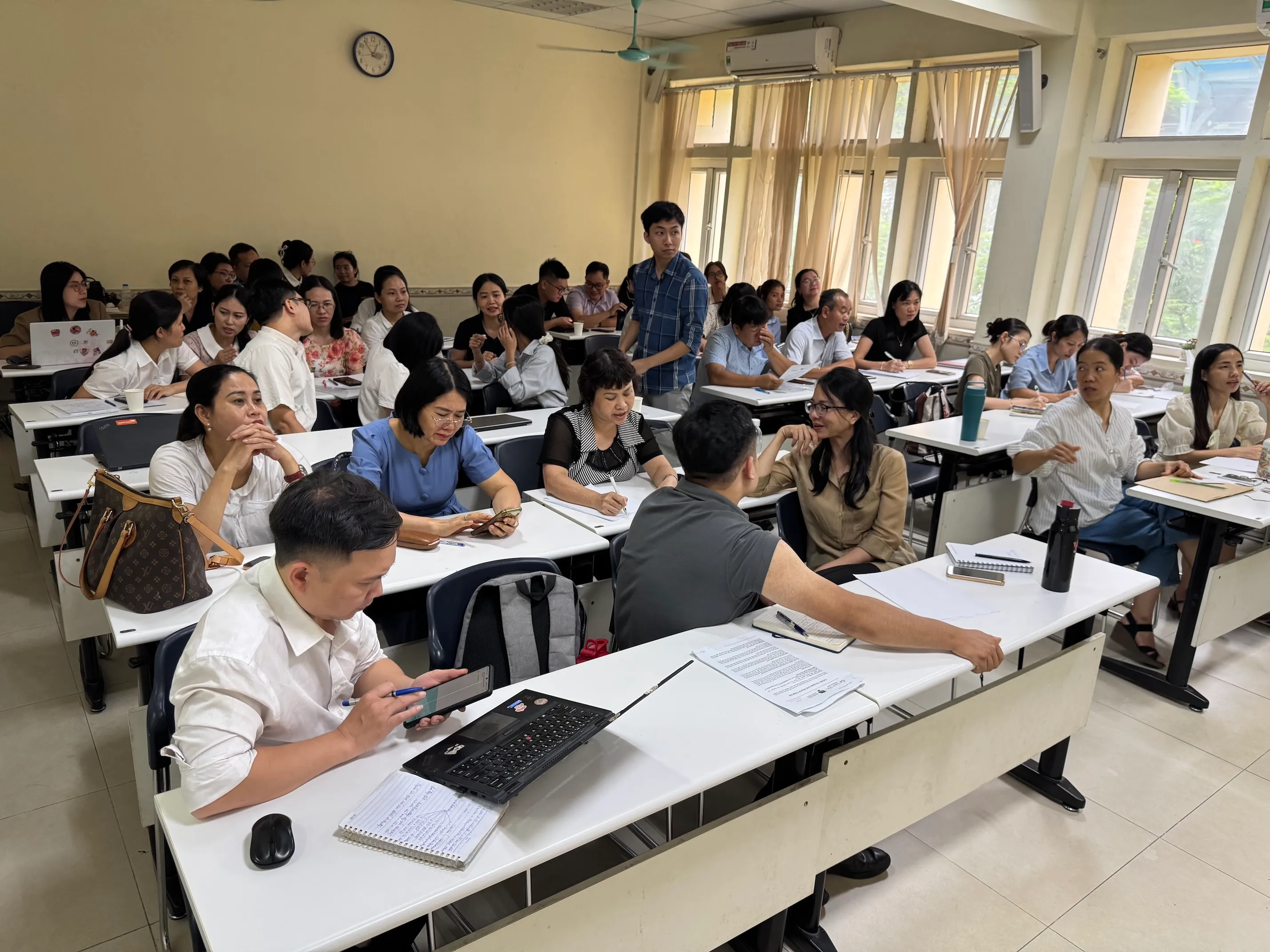 A classroom with mental health literacy trainees in Vietnam
