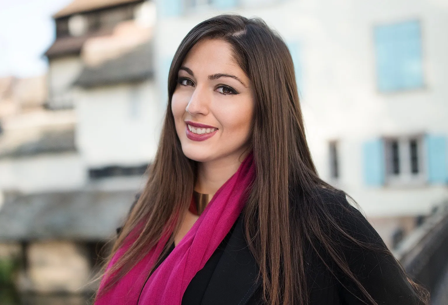 &Ouml;zlem Lakatos