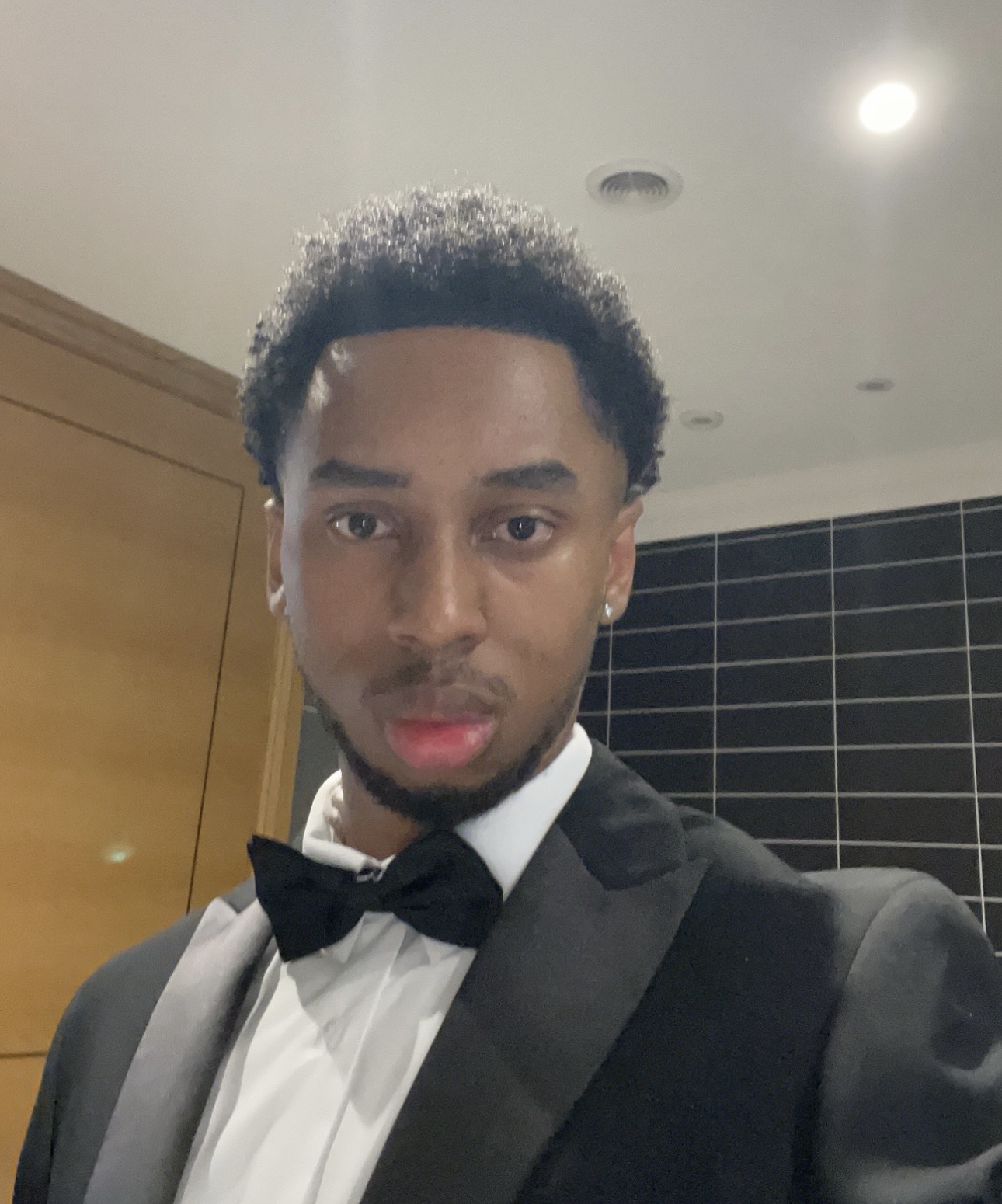 Image of Aaron Michael