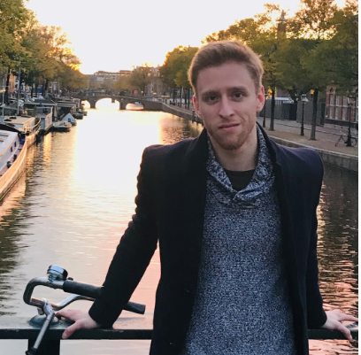 Headshot of alumnus David Pakozdi