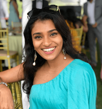 Headshot of alumna Dinara Punchihewa