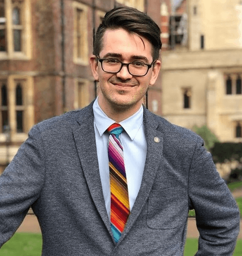 Headshot of alumnus Michael Larrick